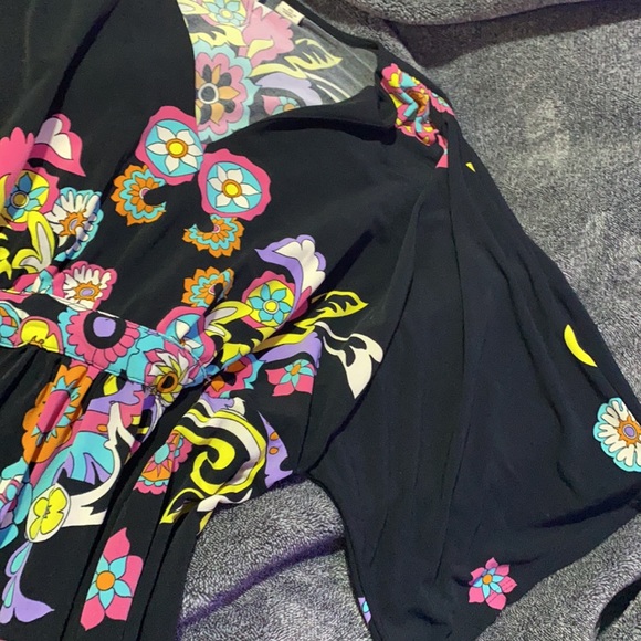 Dress - Picture 4 of 6